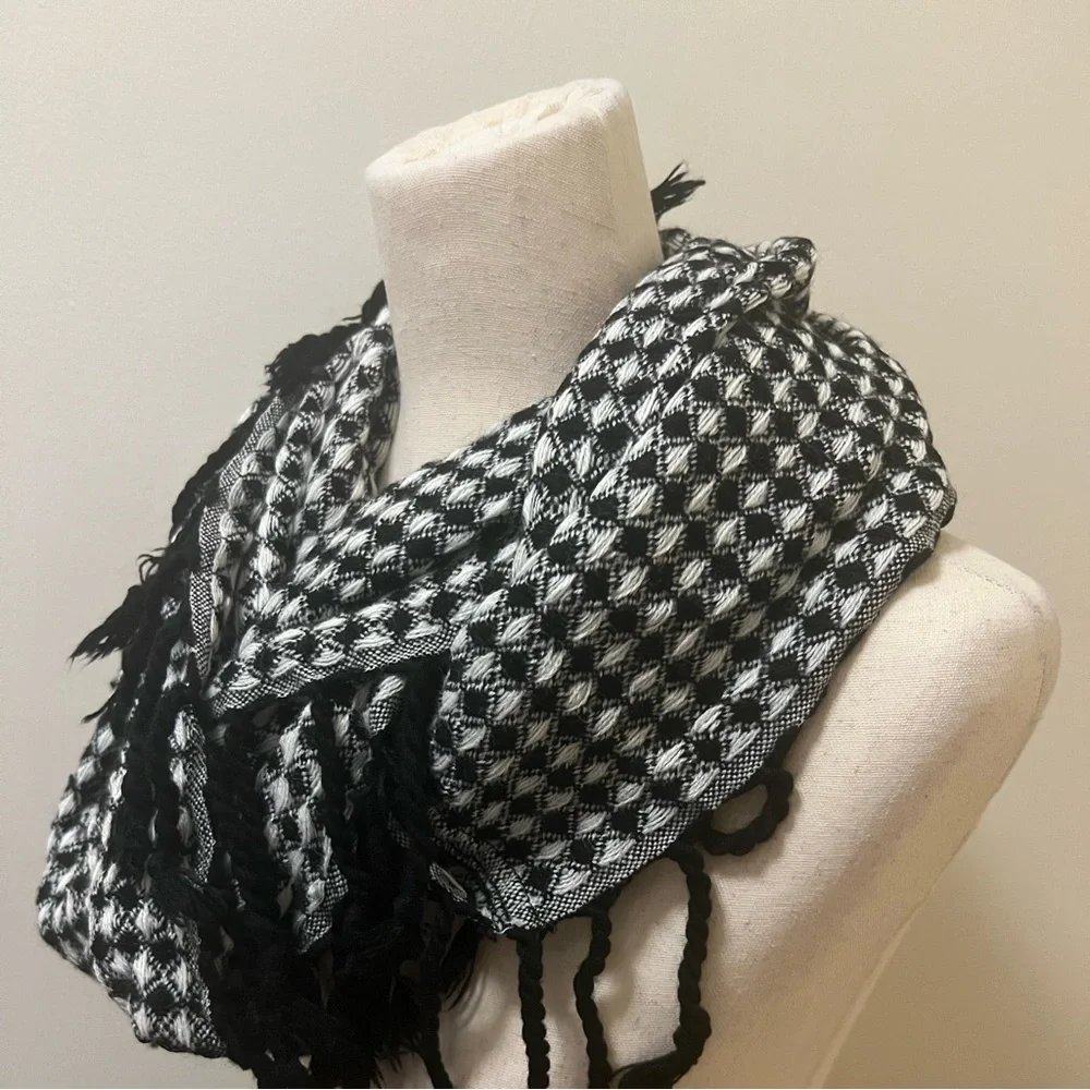 Infinity Scarf - Picture 4 of 4